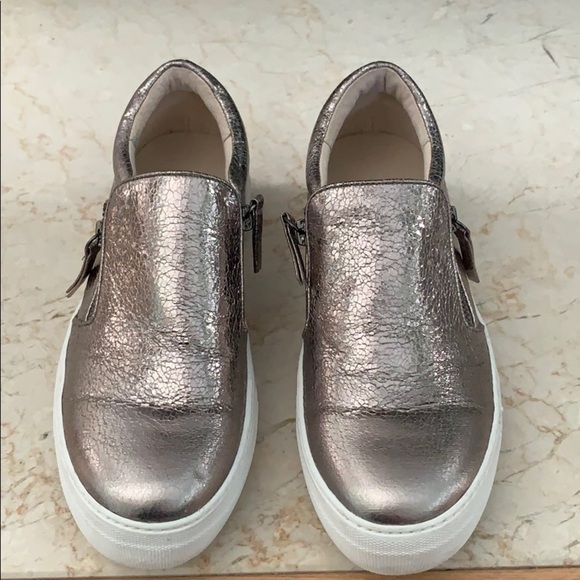Steve Madden Glaammar Metallic Platform Sneakers - Picture 2 of 7